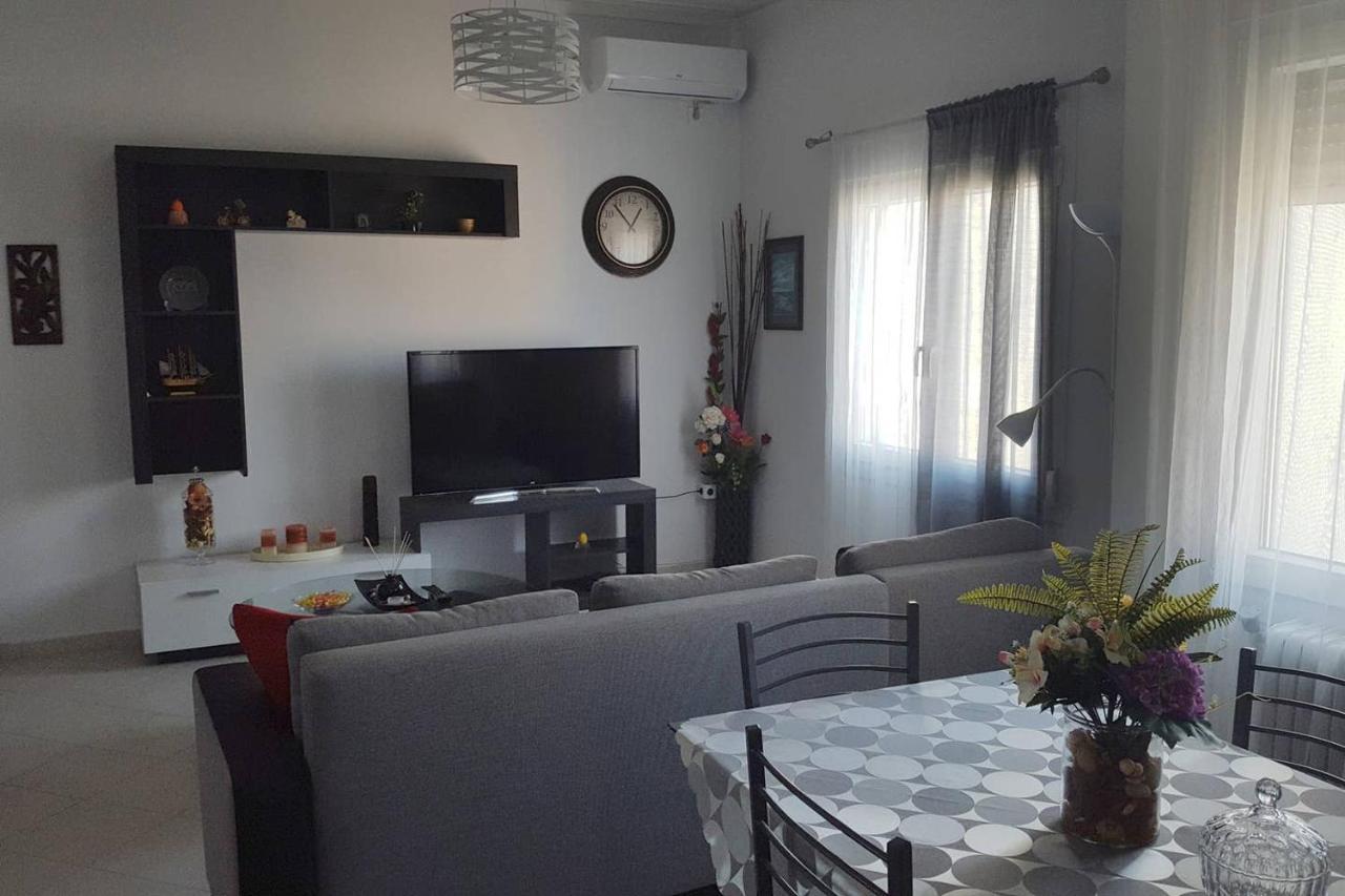 Cellate Cozy Home Chalkís المظهر الخارجي الصورة