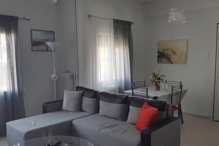 Cellate Cozy Home Chalkís المظهر الخارجي الصورة